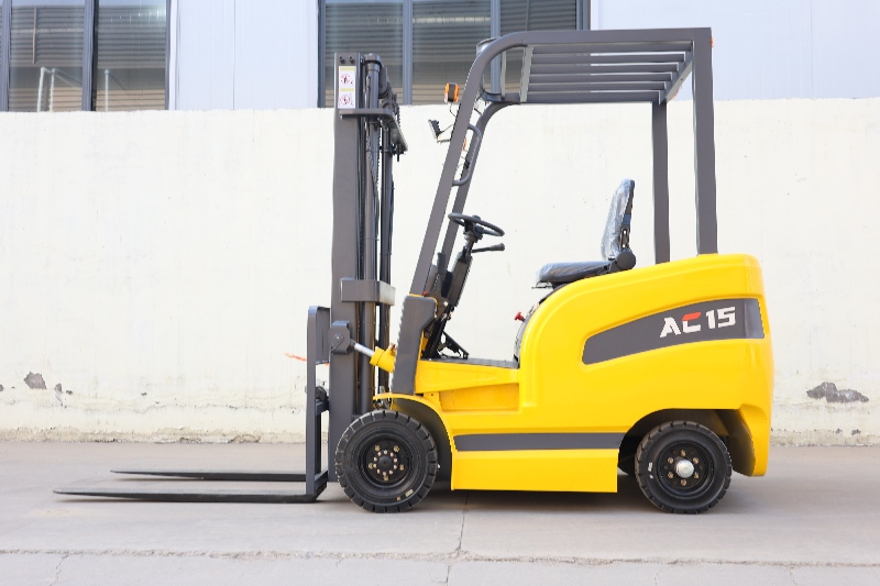 1.5 Ton Lithium Electric Forklift for Warehouse Use