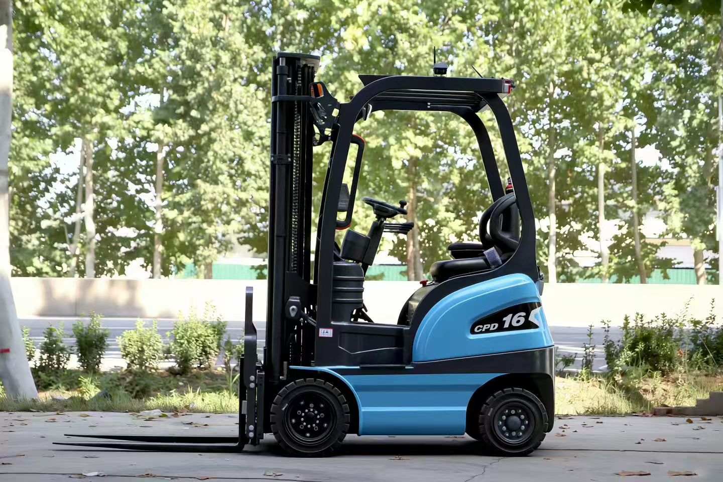 1.6T Short wheelbase Electiric Forklift 1.6T Short wheelbase Electiric Forklift