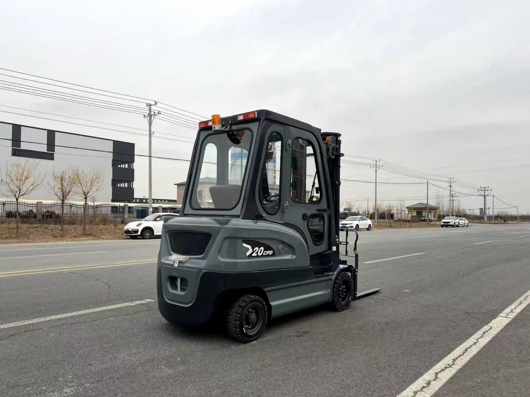2 Ton Electric Forklift with Enclosed Cabin 2 Ton Electric Forklift with Enclosed Cabin