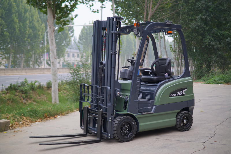 1.6T Electric forklift