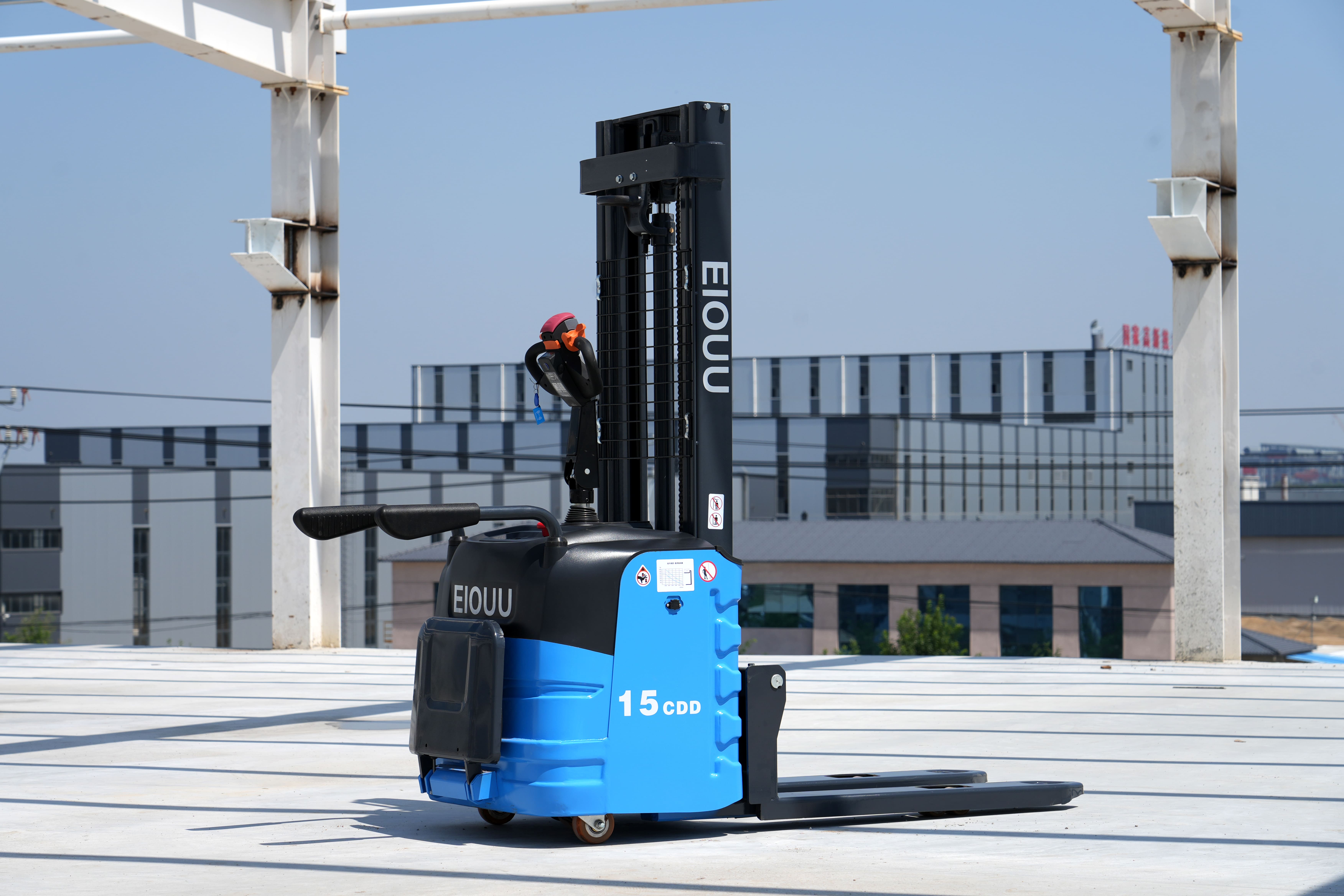 1.5ton Electric stacker