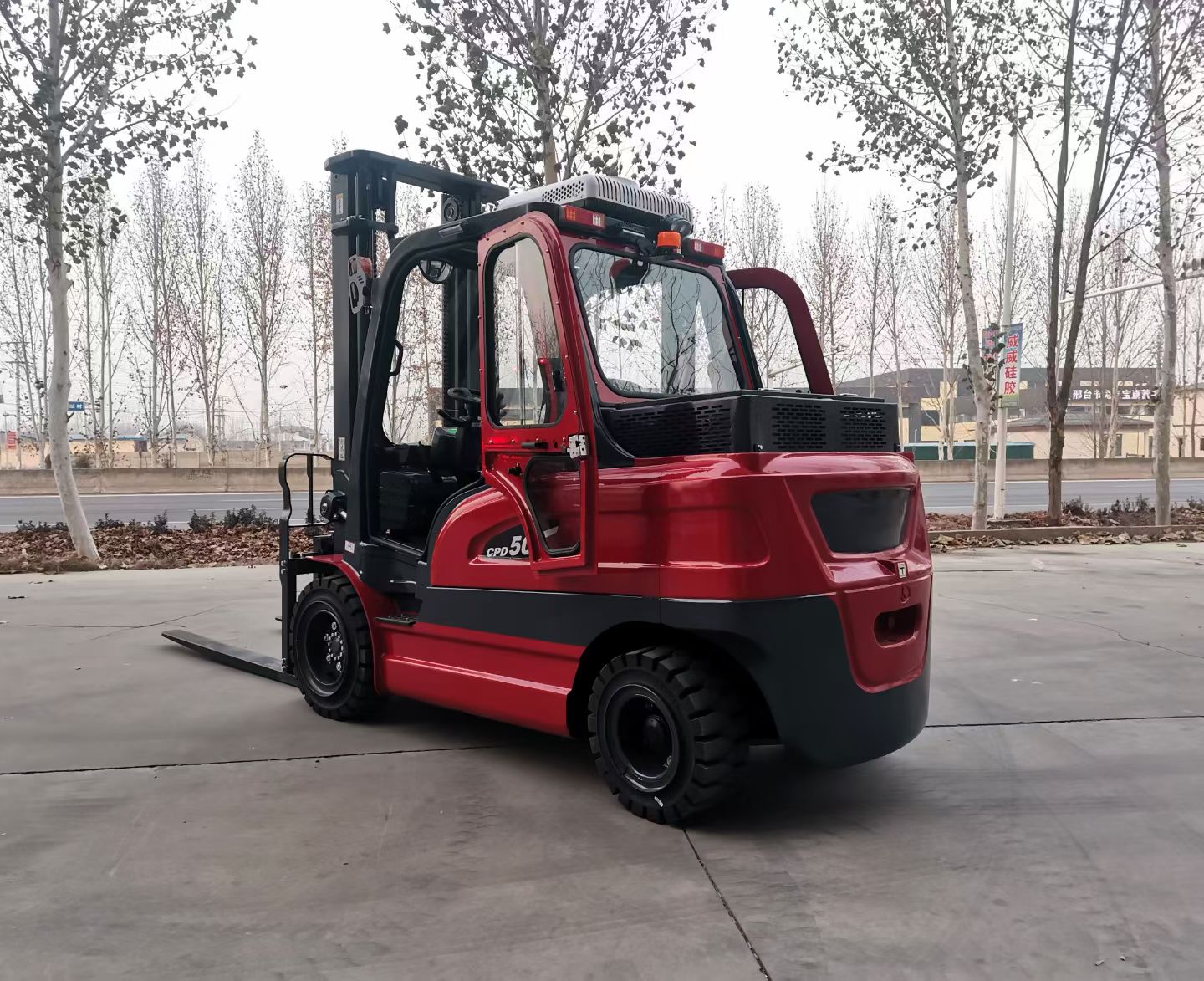 5 Ton Electric Forklift with Cabin