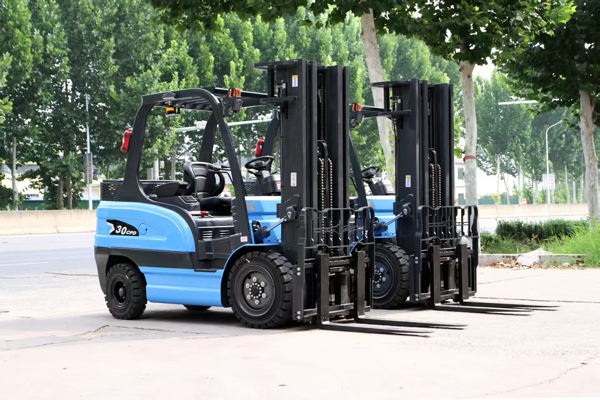 2 Ton vs 3 Ton Electric Forklift: Which One Should You Choose?