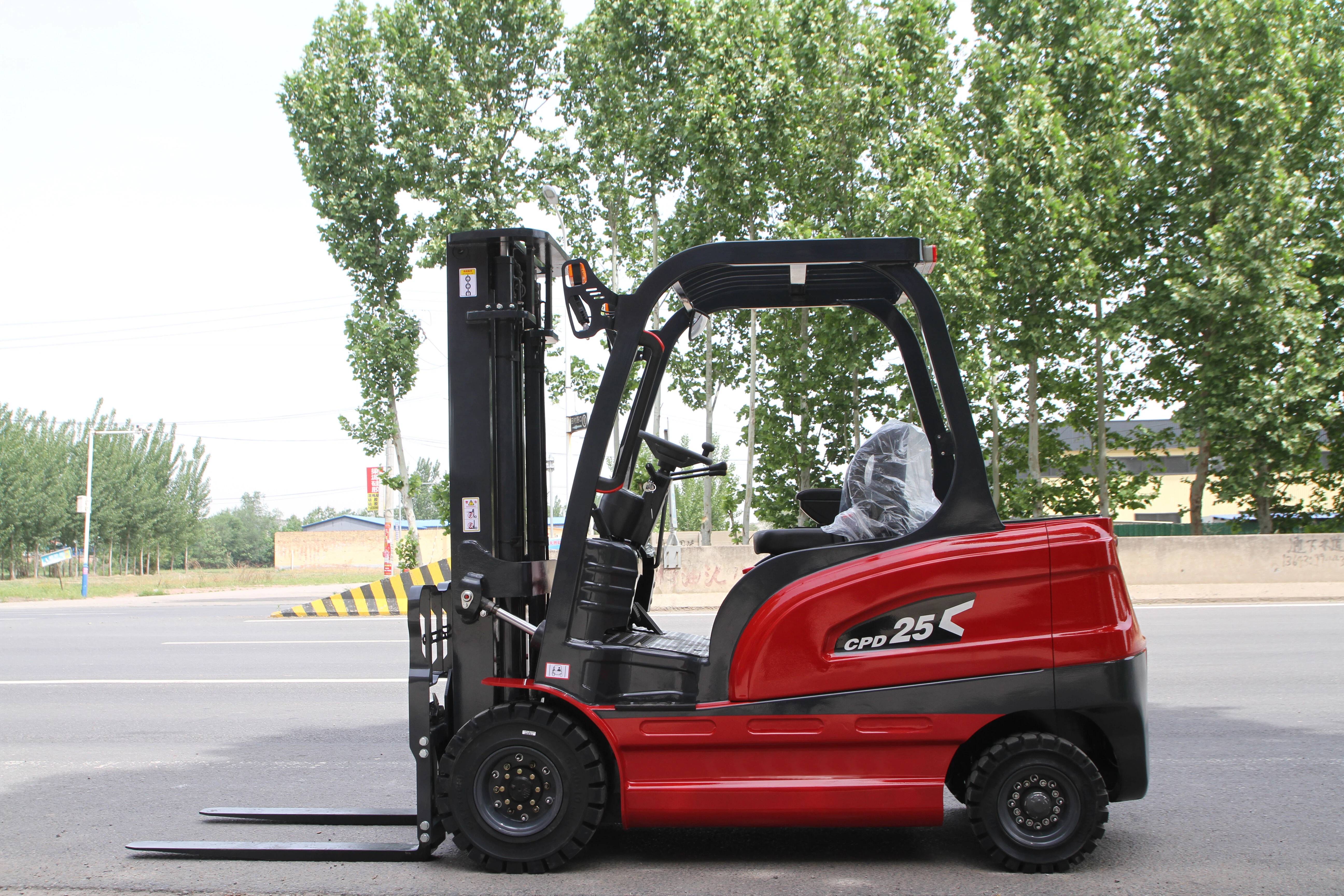 2.5 Ton Electric Forklift Buying Guide: Capacity, Battery and Applications